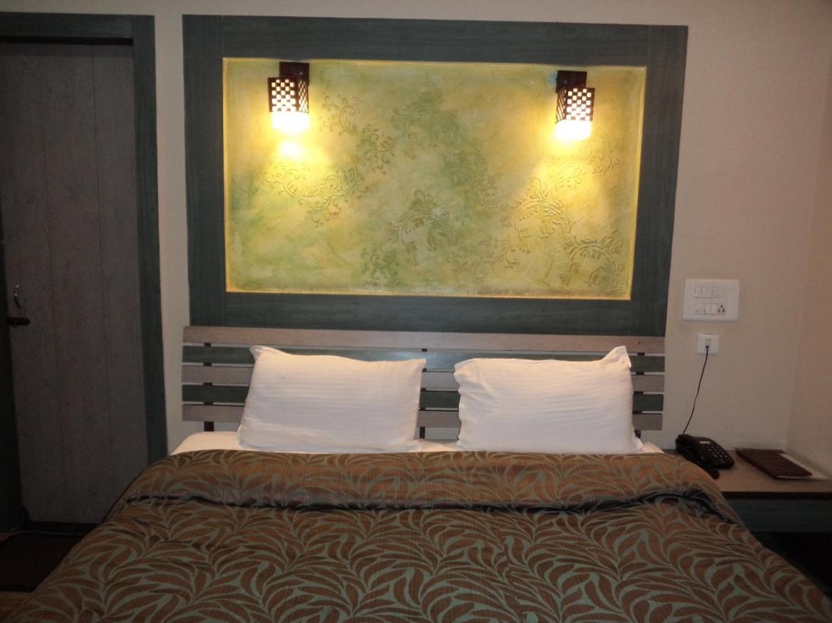 Hotel Majestic Shillong Ngoại thất bức ảnh
