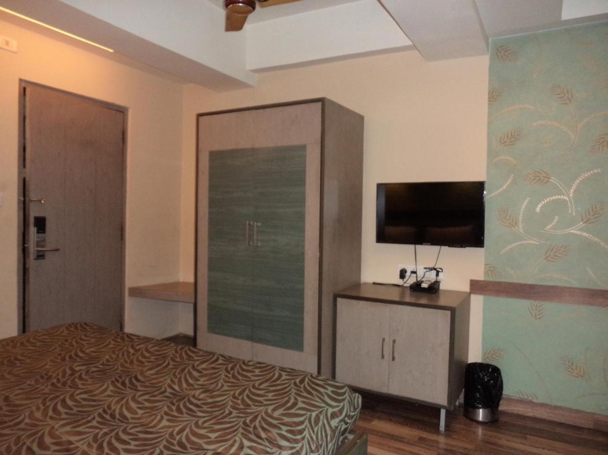 Hotel Majestic Shillong Ngoại thất bức ảnh