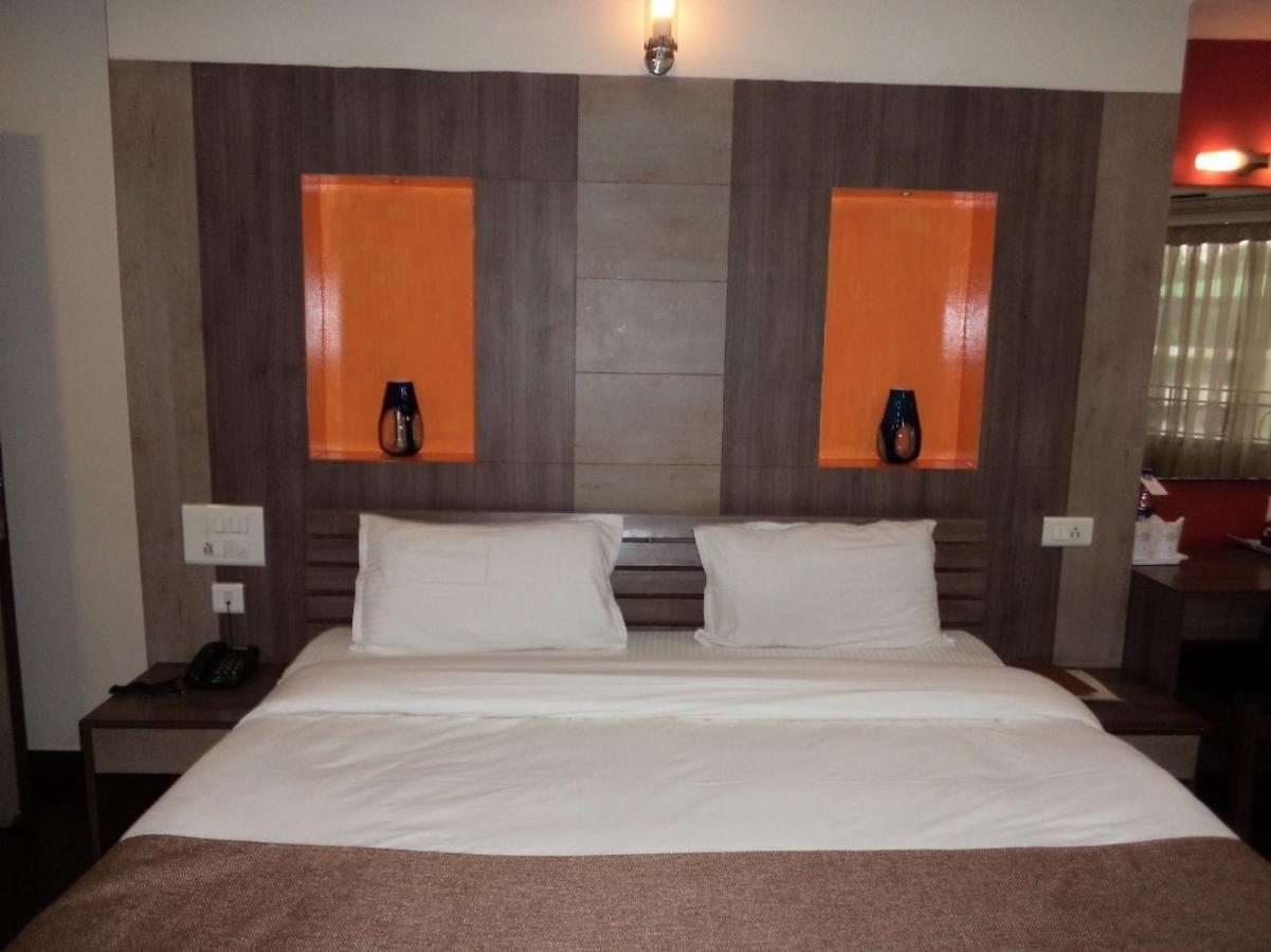 Hotel Majestic Shillong Ngoại thất bức ảnh